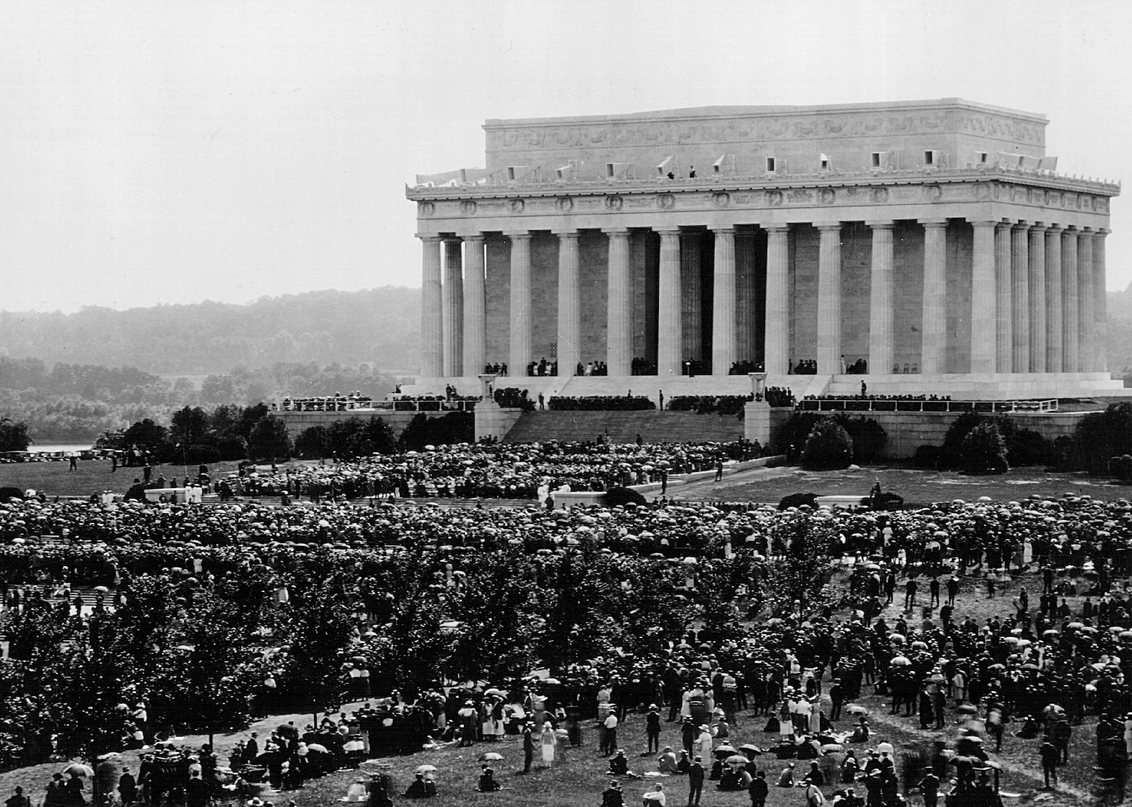 1922